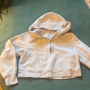 EUC Lululemon heather gray cropped hoodie XS/S